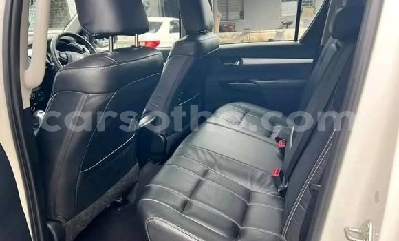 اشتري مستعمل Toyota Hilux White سيارة في Maseru في Maseru اشتري مستعمل Toyota Hilux White سيارة في Maseru في Maseru