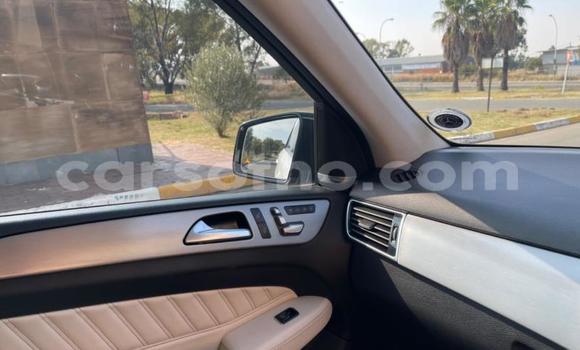 اشتري مستعمل Mercedes-Benz GLE White سيارة في Maseru في Maseru اشتري مستعمل Mercedes-Benz GLE White سيارة في Maseru في Maseru
