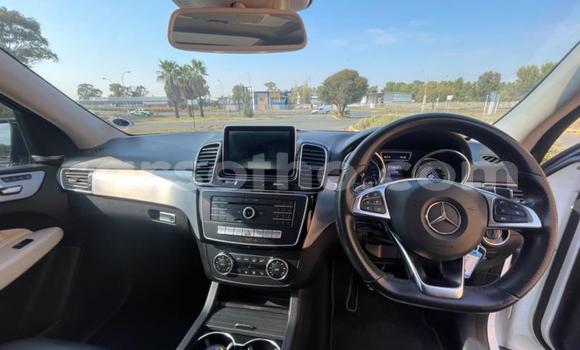 اشتري مستعمل Mercedes-Benz GLE White سيارة في Maseru في Maseru اشتري مستعمل Mercedes-Benz GLE White سيارة في Maseru في Maseru