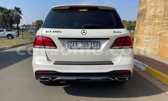 اشتري مستعمل Mercedes-Benz GLE White سيارة في Maseru في Maseru اشتري مستعمل Mercedes-Benz GLE White سيارة في Maseru في Maseru