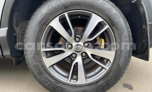 Buy Used Toyota RAV4 Silver Car in Maseru in Maseru Buy Used Toyota RAV4 Silver Car in Maseru in Maseru