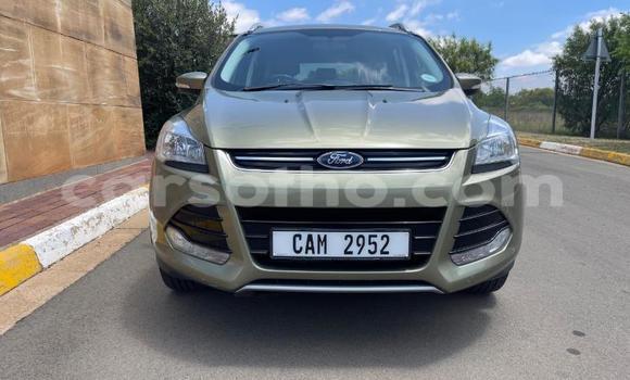 Sayi Na hannu Ford Kuga Green Mota in Maseru a Maseru Sayi Na hannu Ford Kuga Green Mota in Maseru a Maseru