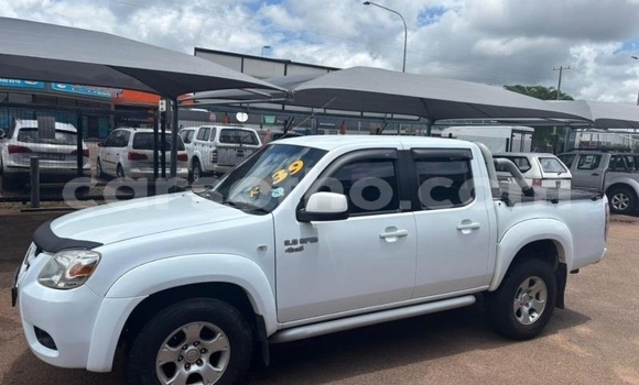 Sayi Na hannu Mazda BT-50 White Mota in Maseru a Maseru Sayi Na hannu Mazda BT-50 White Mota in Maseru a Maseru