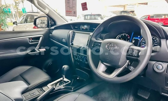 Buy Used Toyota Fortuner Silver Car in Maseru in Maseru Buy Used Toyota Fortuner Silver Car in Maseru in Maseru