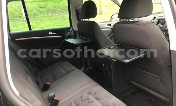 Sayi Na hannu Volkswagen Tiguan Black Mota in Hlotse a Leribe Sayi Na hannu Volkswagen Tiguan Black Mota in Hlotse a Leribe