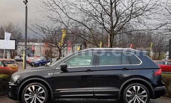 Acheter Occasion Voiture Volkswagen Tiguan Noir à Maputsoa, Leribe Acheter Occasion Voiture Volkswagen Tiguan Noir à Maputsoa, Leribe