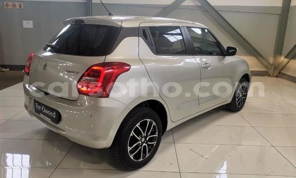 Sayi Na hannu Suzuki Swift White Mota in Maseru a Maseru Sayi Na hannu Suzuki Swift White Mota in Maseru a Maseru