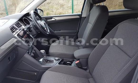 Buy Used Volkswagen Tiguan Blue Car in Mokhotlong in Berea Buy Used Volkswagen Tiguan Blue Car in Mokhotlong in Berea