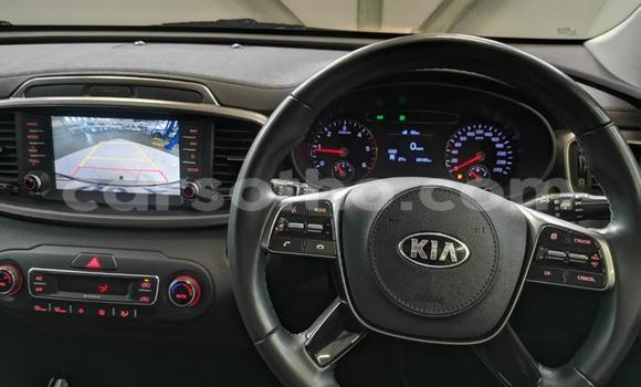 Sayi Na hannu Kia Sorento White Mota in Maseru a Maseru Sayi Na hannu Kia Sorento White Mota in Maseru a Maseru