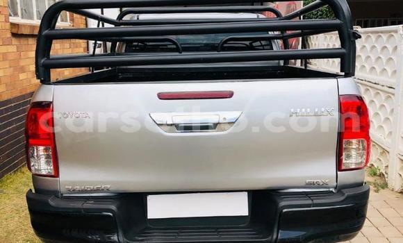 اشتري مستعمل Toyota Hilux Other سيارة في Maseru في Maseru اشتري مستعمل Toyota Hilux Other سيارة في Maseru في Maseru