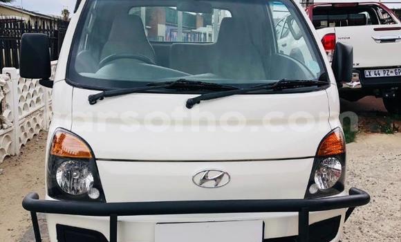 اشتري مستعمل Hyundai H1 White سيارة في Maseru في Maseru اشتري مستعمل Hyundai H1 White سيارة في Maseru في Maseru