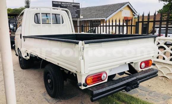 اشتري مستعمل Hyundai H1 White سيارة في Maseru في Maseru اشتري مستعمل Hyundai H1 White سيارة في Maseru في Maseru