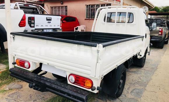 اشتري مستعمل Hyundai H1 White سيارة في Maseru في Maseru اشتري مستعمل Hyundai H1 White سيارة في Maseru في Maseru