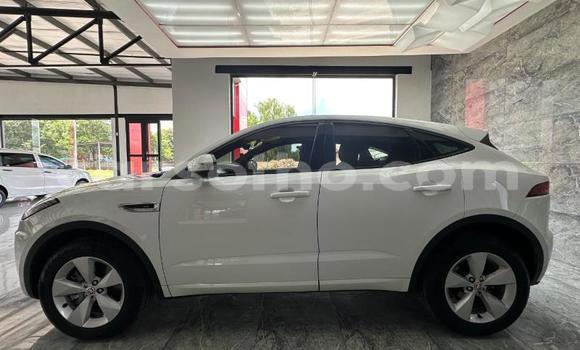 Acheter Occasion Voiture Jaguar E-Pace Blanc à Maseru, Maseru Acheter Occasion Voiture Jaguar E-Pace Blanc à Maseru, Maseru