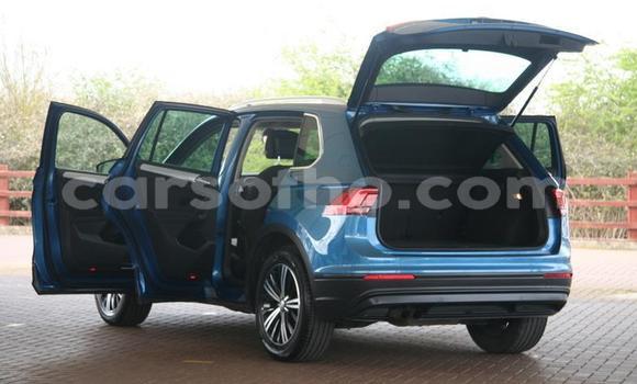 Sayi Na hannu Volkswagen Tiguan Blue Mota in Peka a Leribe Sayi Na hannu Volkswagen Tiguan Blue Mota in Peka a Leribe