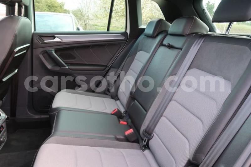 Big with watermark 2017 volkswagen tiguan 2.0 r line tdi bmt 4motion dsg 5d 6