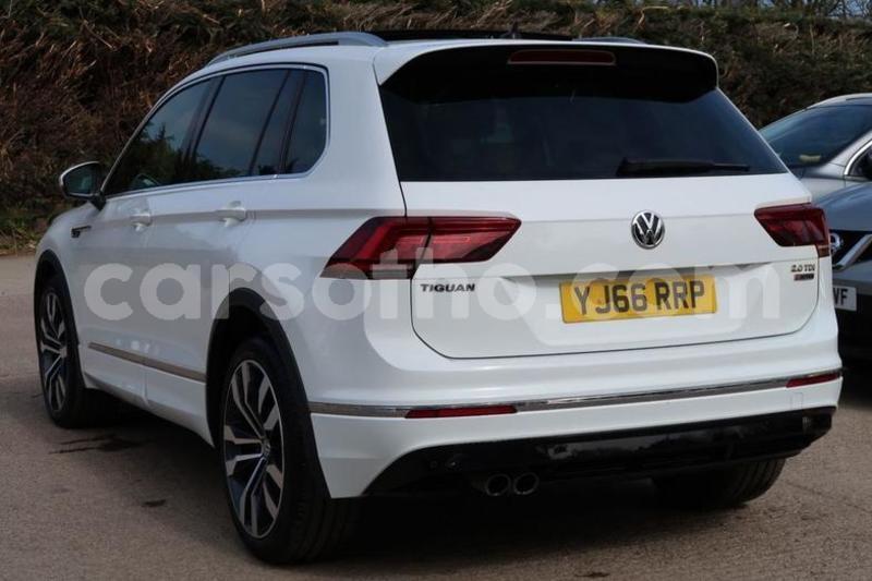 Big with watermark 2017 volkswagen tiguan 2.0 r line tdi bmt 4motion dsg 5d