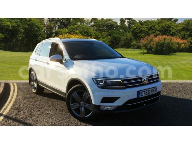 Big with watermark 2017 volkswagen tiguan 2.0 tsi bmt 180 4motion sel 5dr dsg