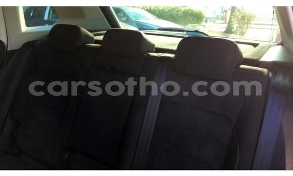 Buy Used Volkswagen Tiguan White Car in Thaba–Tseka in Mafeteng Buy Used Volkswagen Tiguan White Car in Thaba–Tseka in Mafeteng