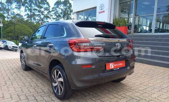 Sayi Na hannu Toyota Starlet Blue Mota in Maseru a Maseru Sayi Na hannu Toyota Starlet Blue Mota in Maseru a Maseru