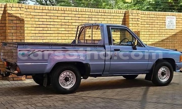 Buy Used Toyota Hilux Blue Car in Maseru in Maseru Buy Used Toyota Hilux Blue Car in Maseru in Maseru