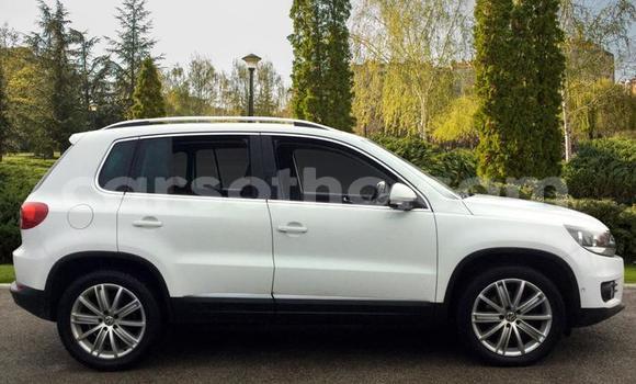 Acheter Occasion Voiture Volkswagen Tiguan Blanc à Teyateyaneng, Berea Acheter Occasion Voiture Volkswagen Tiguan Blanc à Teyateyaneng, Berea