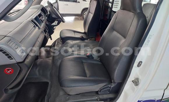 Sayi Na hannu Toyota Hiace White Mota in Maseru a Maseru Sayi Na hannu Toyota Hiace White Mota in Maseru a Maseru