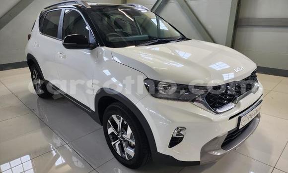 Buy Used Kia Sorento White Car in Maputsoa in Leribe Buy Used Kia Sorento White Car in Maputsoa in Leribe