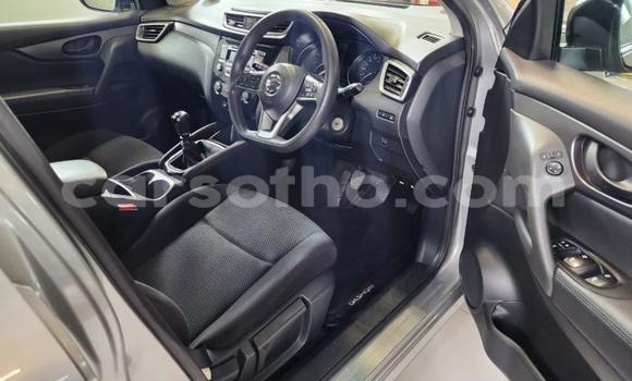 Sayi Na hannu Nissan Qashqai Silver Mota in Maseru a Maseru Sayi Na hannu Nissan Qashqai Silver Mota in Maseru a Maseru