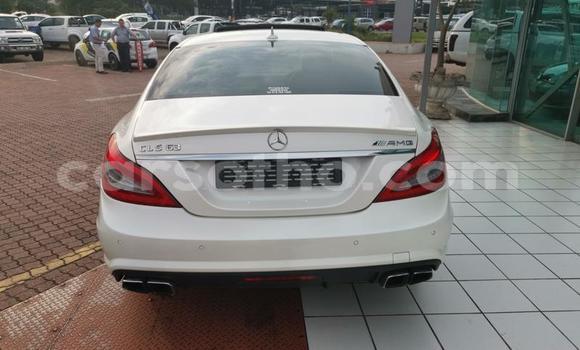 Acheter Occasion Voiture Mercedes-Benz CL–Class Blanc à Maputsoa, Leribe Acheter Occasion Voiture Mercedes-Benz CL–Class Blanc à Maputsoa, Leribe