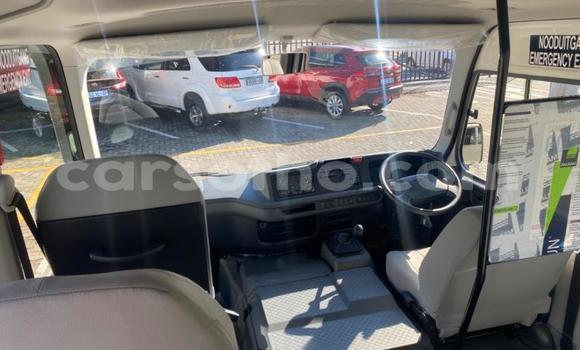 Acheter Occasion Voiture Toyota Coaster Blanc à Maseru, Maseru Acheter Occasion Voiture Toyota Coaster Blanc à Maseru, Maseru