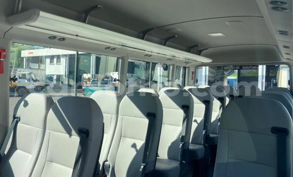 Acheter Occasion Voiture Toyota Coaster Blanc à Maseru, Maseru Acheter Occasion Voiture Toyota Coaster Blanc à Maseru, Maseru