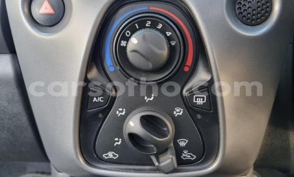 اشتري مستعمل Toyota Aygo Silver سيارة في Maseru في Maseru اشتري مستعمل Toyota Aygo Silver سيارة في Maseru في Maseru