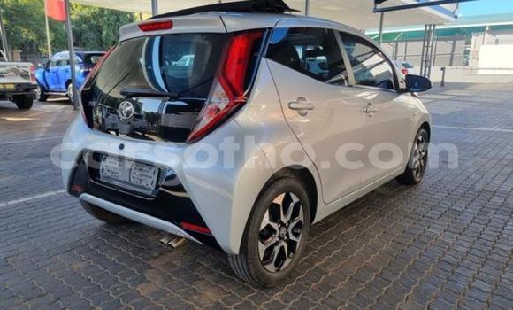 اشتري مستعمل Toyota Aygo Silver سيارة في Maseru في Maseru اشتري مستعمل Toyota Aygo Silver سيارة في Maseru في Maseru