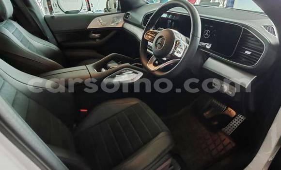 Sayi Na hannu Mercedes-Benz GLE White Mota in Maseru a Maseru Sayi Na hannu Mercedes-Benz GLE White Mota in Maseru a Maseru