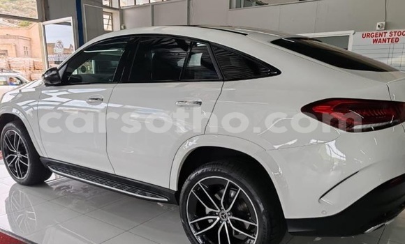 Sayi Na hannu Mercedes-Benz GLE White Mota in Maseru a Maseru Sayi Na hannu Mercedes-Benz GLE White Mota in Maseru a Maseru