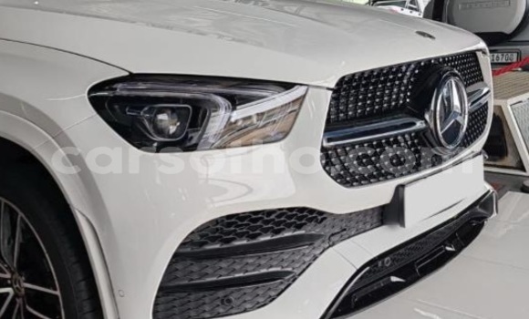 Sayi Na hannu Mercedes-Benz GLE White Mota in Maseru a Maseru Sayi Na hannu Mercedes-Benz GLE White Mota in Maseru a Maseru