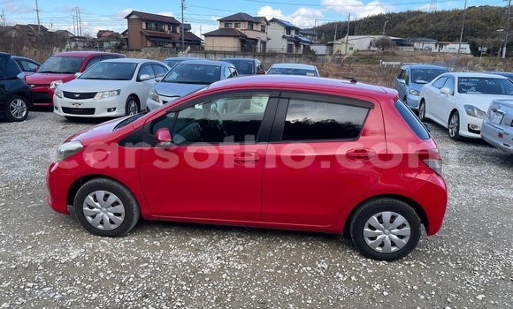 Sayi Na hannu Toyota Vitz Red Mota in Maseru a Maseru Sayi Na hannu Toyota Vitz Red Mota in Maseru a Maseru