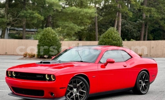 اشتري مستعمل Dodge Challenger Red سيارة في Maseru في Maseru
