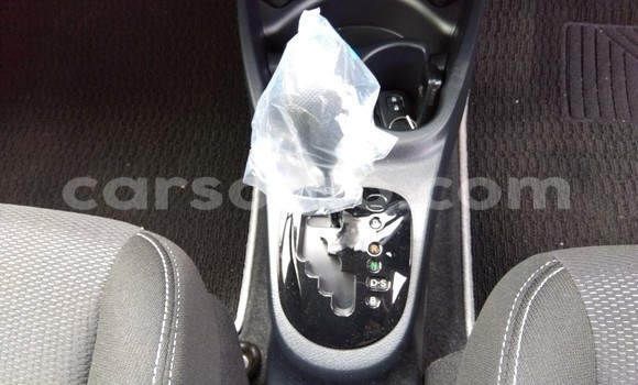 Sayi Na hannu Toyota Vitz Blue Mota in Maseru a Maseru Sayi Na hannu Toyota Vitz Blue Mota in Maseru a Maseru