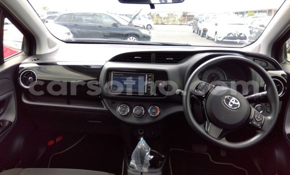 Sayi Na hannu Toyota Vitz Blue Mota in Maseru a Maseru Sayi Na hannu Toyota Vitz Blue Mota in Maseru a Maseru
