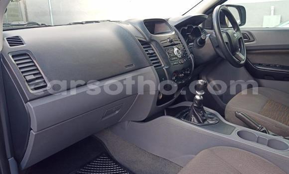 Sayi Na hannu Ford Ranger Silver Mota in Maseru a Maseru Sayi Na hannu Ford Ranger Silver Mota in Maseru a Maseru