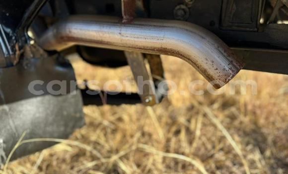 Sayi Na hannu Toyota Land Cruiser White Mota in Maseru a Maseru Sayi Na hannu Toyota Land Cruiser White Mota in Maseru a Maseru