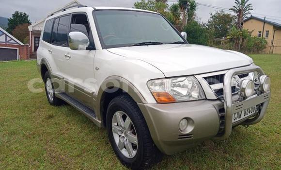 Buy Used Mitsubishi Pajero White Car in Maseru in Maseru Buy Used Mitsubishi Pajero White Car in Maseru in Maseru
