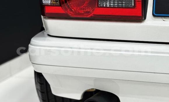 اشتري مستعمل Volkswagen Golf White سيارة في Maseru في Maseru اشتري مستعمل Volkswagen Golf White سيارة في Maseru في Maseru