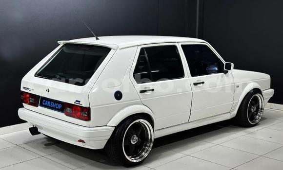 اشتري مستعمل Volkswagen Golf White سيارة في Maseru في Maseru اشتري مستعمل Volkswagen Golf White سيارة في Maseru في Maseru
