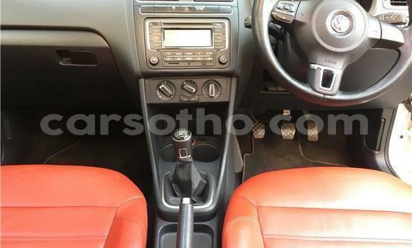 Acheter Occasion Voiture Volkswagen Polo Blanc à Maseru, Maseru Acheter Occasion Voiture Volkswagen Polo Blanc à Maseru, Maseru