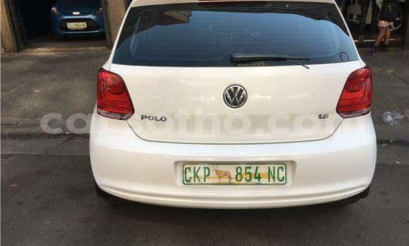 Acheter Occasion Voiture Volkswagen Polo Blanc à Maseru, Maseru Acheter Occasion Voiture Volkswagen Polo Blanc à Maseru, Maseru