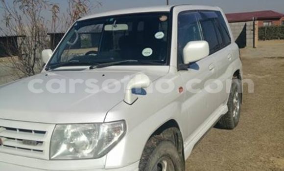Acheter Occasion Voiture Mitsubishi Pajero Blanc à Maseru, Maseru Acheter Occasion Voiture Mitsubishi Pajero Blanc à Maseru, Maseru