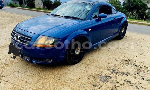 Sayi Na hannu Porsche 718 Cayman Blue Mota in Maputsoe a Leribe Sayi Na hannu Porsche 718 Cayman Blue Mota in Maputsoe a Leribe